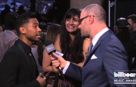 Miguel „Talks To Fan He Landed On At Billboard Awards”