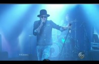 Yelawolf Performs „American You” On Jimmy Kimmel With Travis Barker