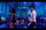 Justin Timberlake Covers The Jacksons’ „Shake Your Body Down (To The Ground)” Live